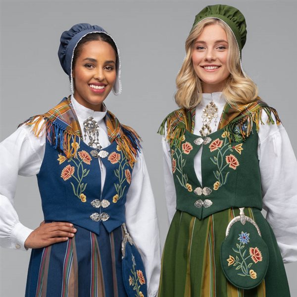 Materialpakke Nordlandsbunad dame Norsk Flid nettbutikk og bunader